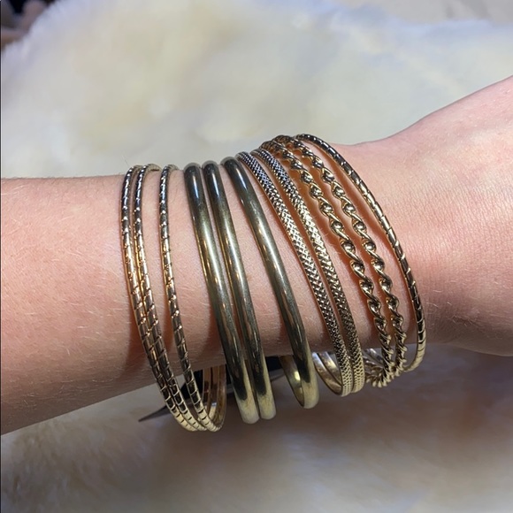 Forever 21 gold bangle bracelet set - Picture 2 of 3